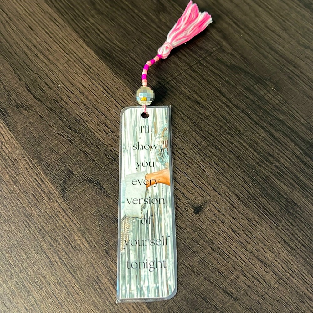 Taylor Swift Bookmark